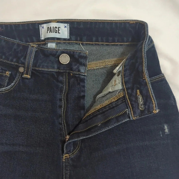 Paige Margot Denim Shorts, Color Dark Wash Size 25 - Picture 9 of 16